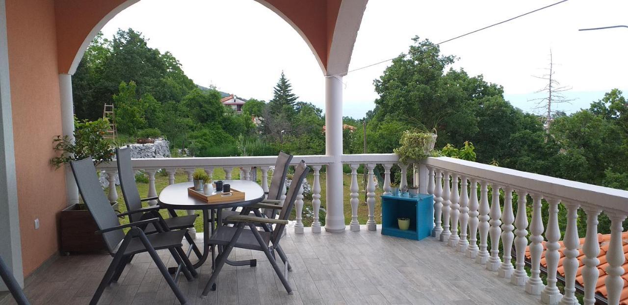 Jovich Apartments 3 Mošćenička Draga Esterno foto